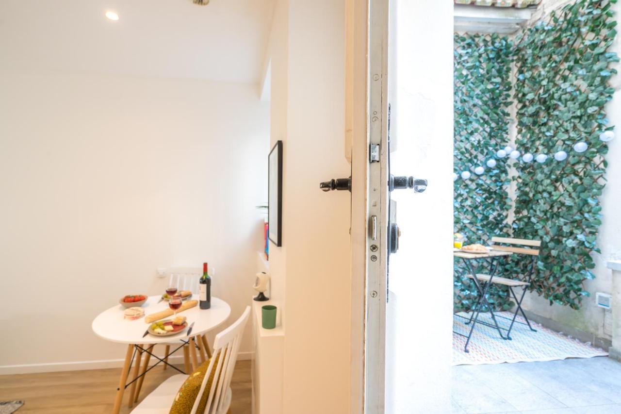 Happy Days - Eiffel Studio & Terrasse Apartment Paris Exterior photo